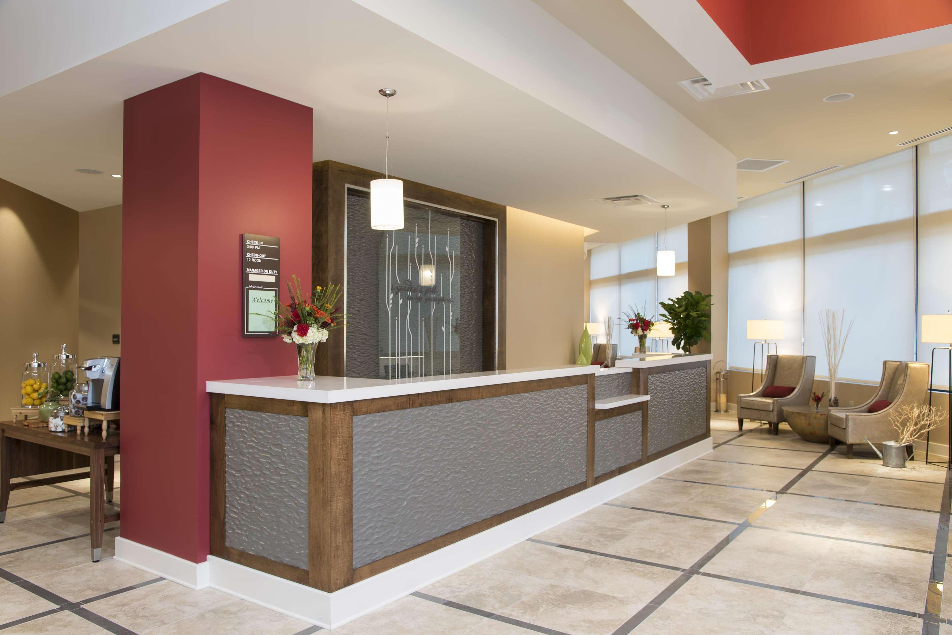 Hilton Garden Inn Louisville Downtown Exterior foto